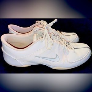 Size 9 - Nike Air Mix Down 2 Low White